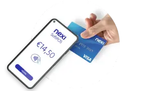 Pagamento contactless con Nexi SoftPOS: una mano avvicina una carta Visa a uno smartphone con importo €14,50 visualizzato.