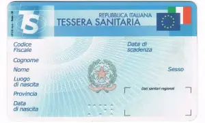 Tessera Sanitaria italiana, documento essenziale per l'assicurazione sanitaria per stranieri residenti in Italia.