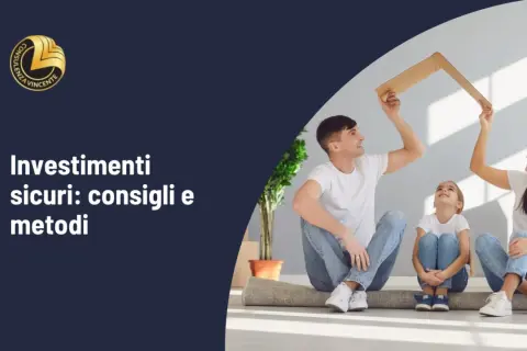 Famiglia crea un tetto con cartone, simbolo di **fondi di investimento sicuri**. Consigli e metodi per proteggere il futuro.